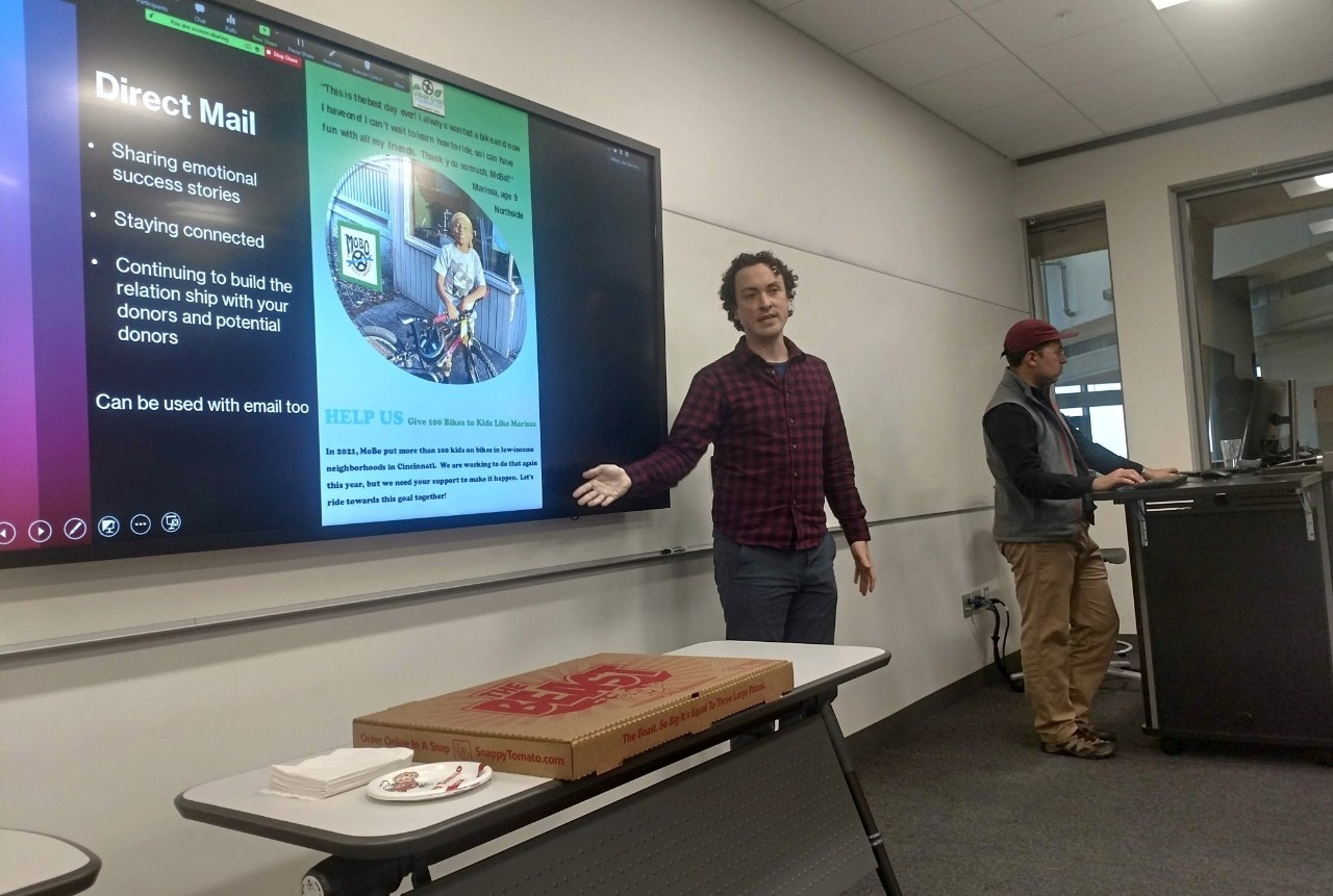 MPA students presenting their Mayerson project to PAD 621 class