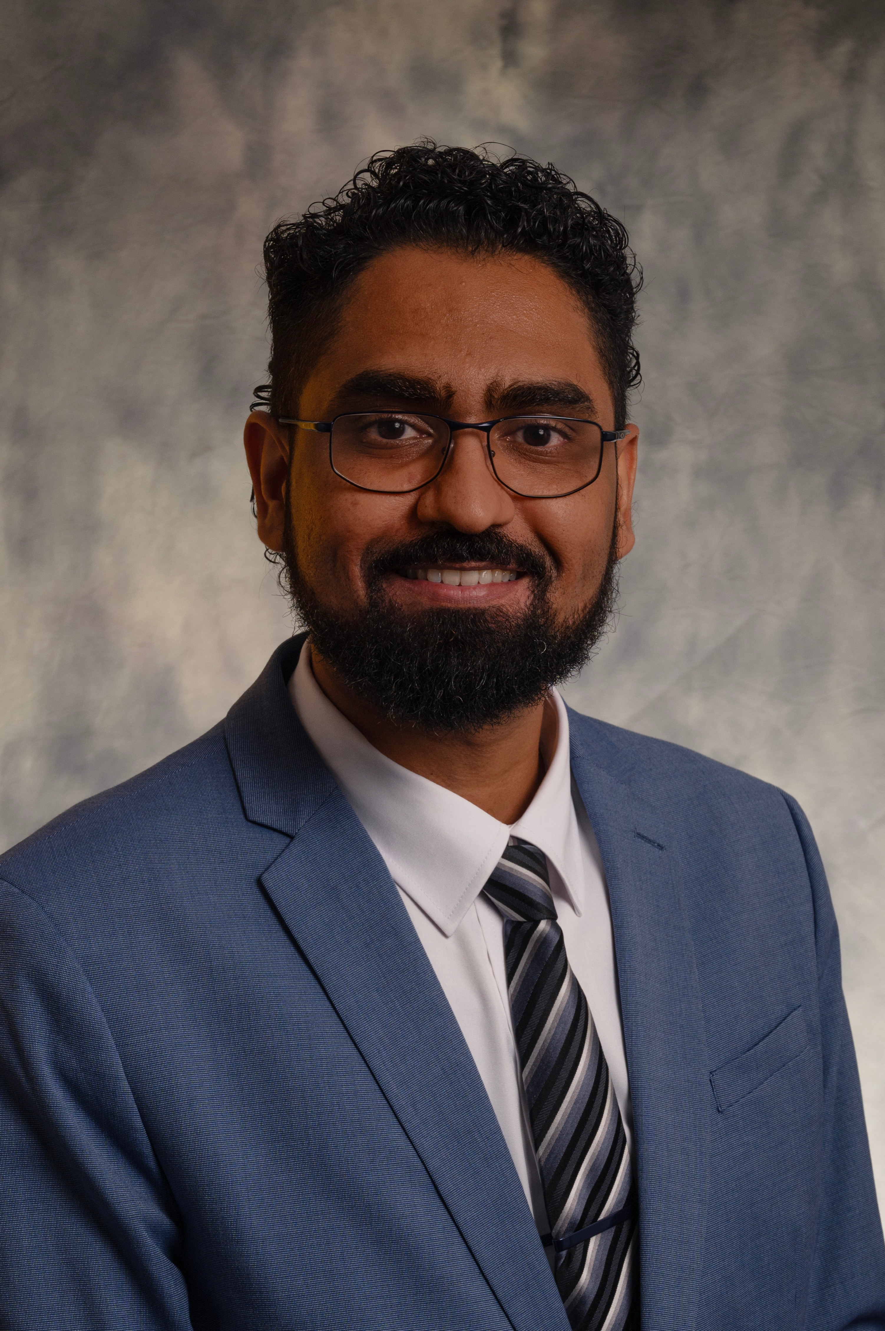 Headshot of Hardik Patel